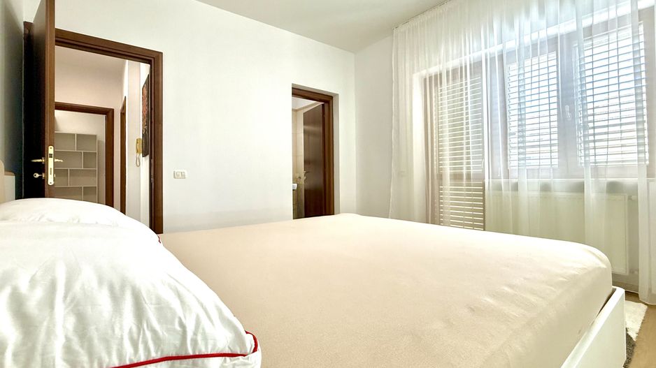 Casă tip triplex în zona centrală Dumbrăvița - Poză 13