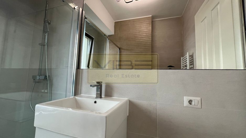 Spatiu modern de birou 70mp 2 locuri parcare subterane Rond Pacurari - Poză 13