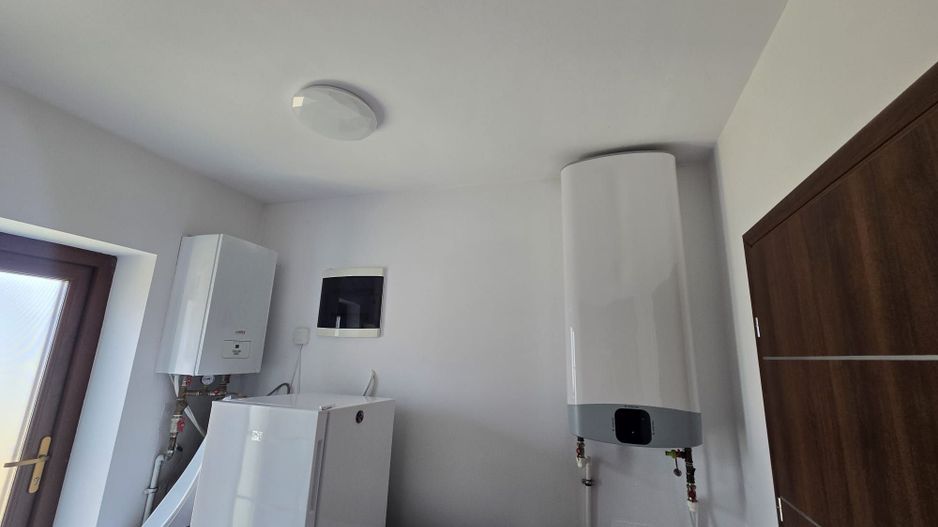 Casa Constructie Noua Les + Teren 4900 MP - Poză 12