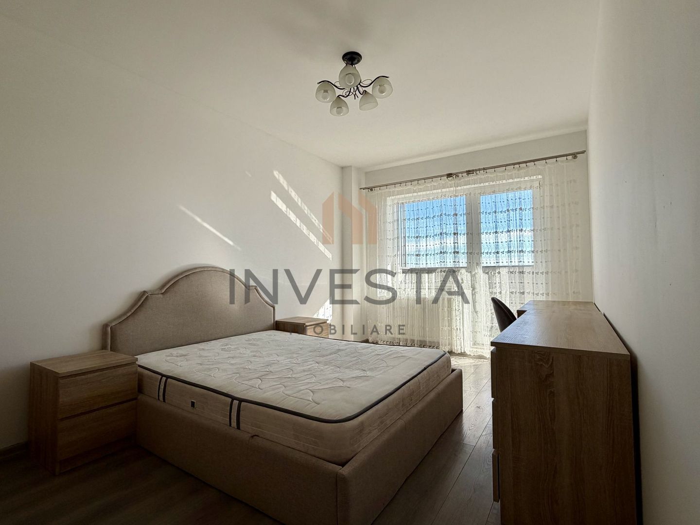 Penthouse modern 105mp cu terasa de 94 mp, Intre Lacuri - Poză 15