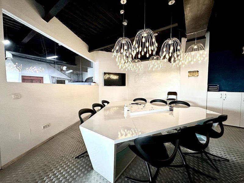 Spacecraft Office - Poză 10