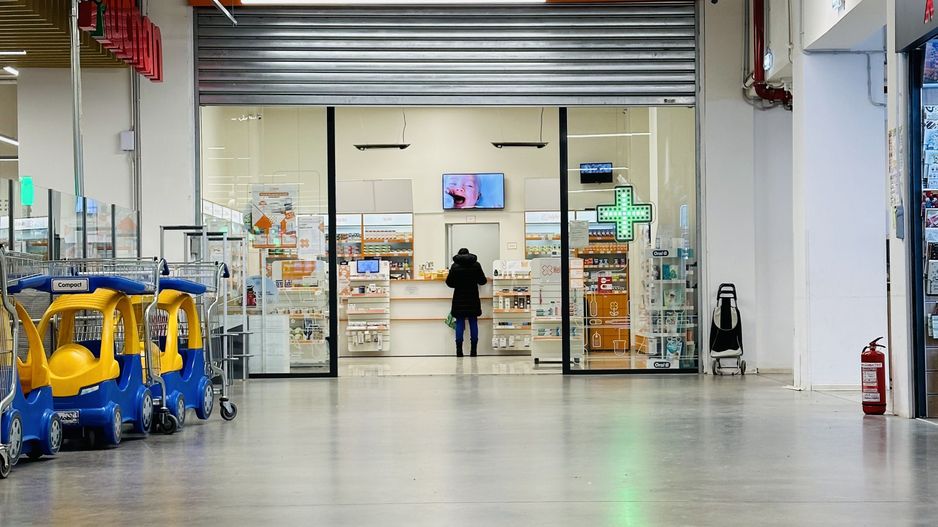 Auchan Buziasului | Spatiu Comercial 80 mp - Acces din interior | 0% - Poză 9
