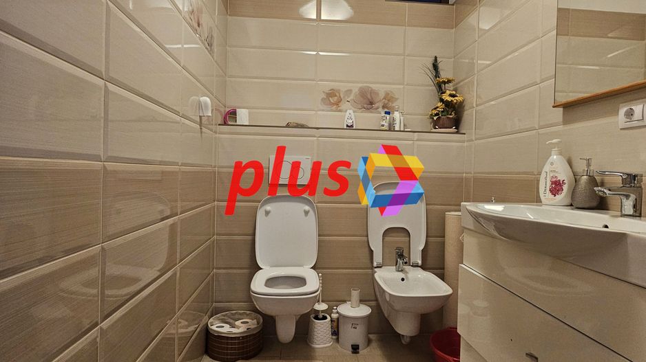 Casă individuala Tractorul 270 mp , zona Coresi - Poză 11