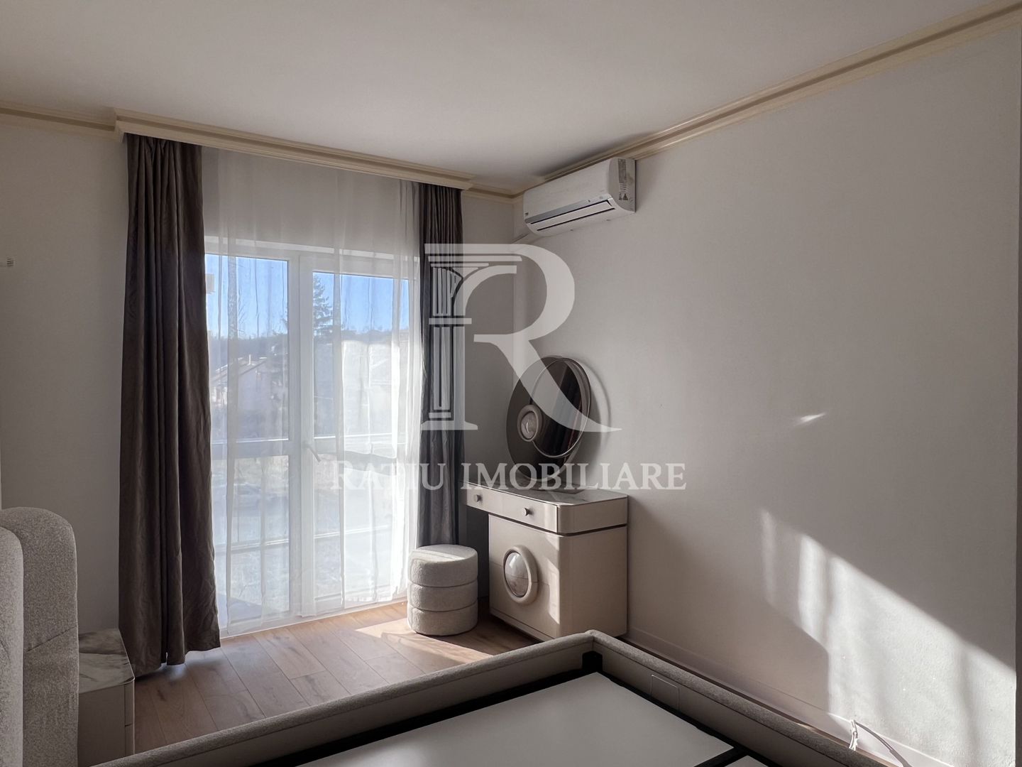 Apartament cu 3 camere |Parcare acoperita| Spitalul Judetean | Oradea - Poză 8