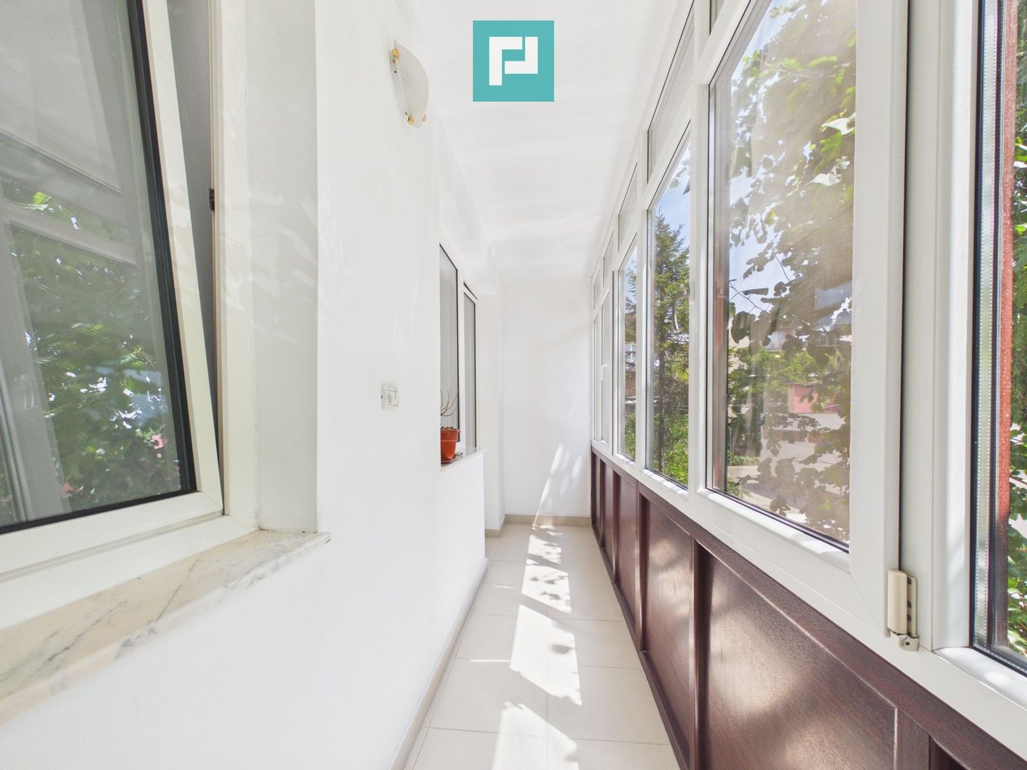 Apartament cu 3 camere decomandat, Str. Horia - Poză 10