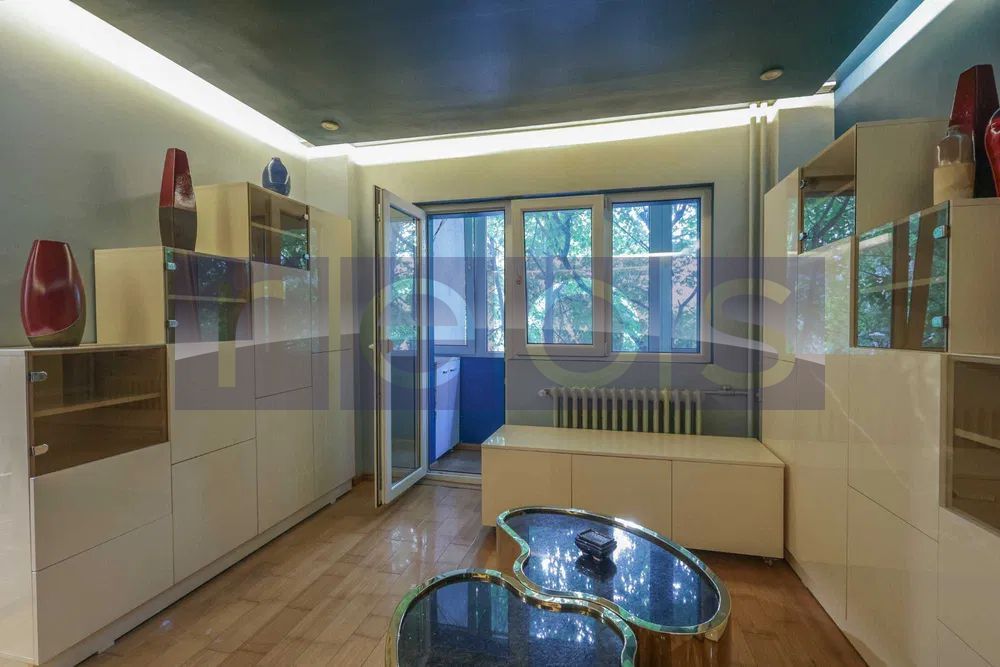 VANZARE APARTAMENT 2 CAMERE BLOC 1982 DRISTOR 55MP DECOMANDAT - Poză 1