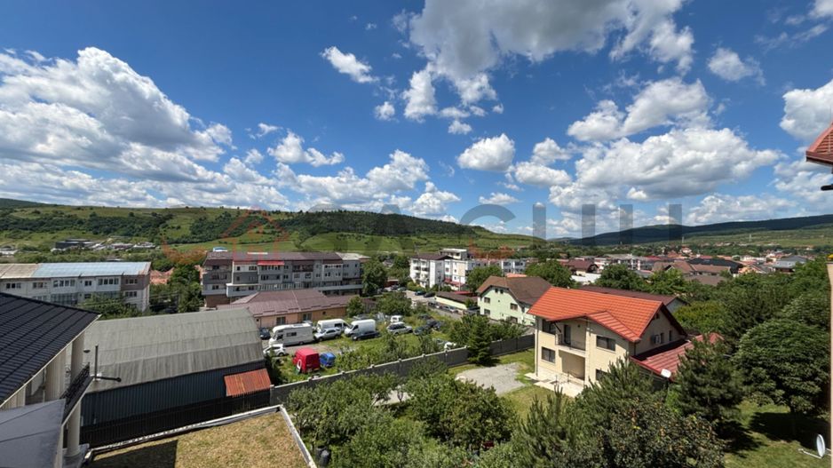 Apartament Spatios pe 2 etaje - Garaj - Complex securizat - Baciu - Poză 9