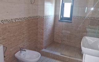 De inchiriat apartament cu 2 camere bloc nou, Anul revolutiei, et.1, 450 E - Poză 4
