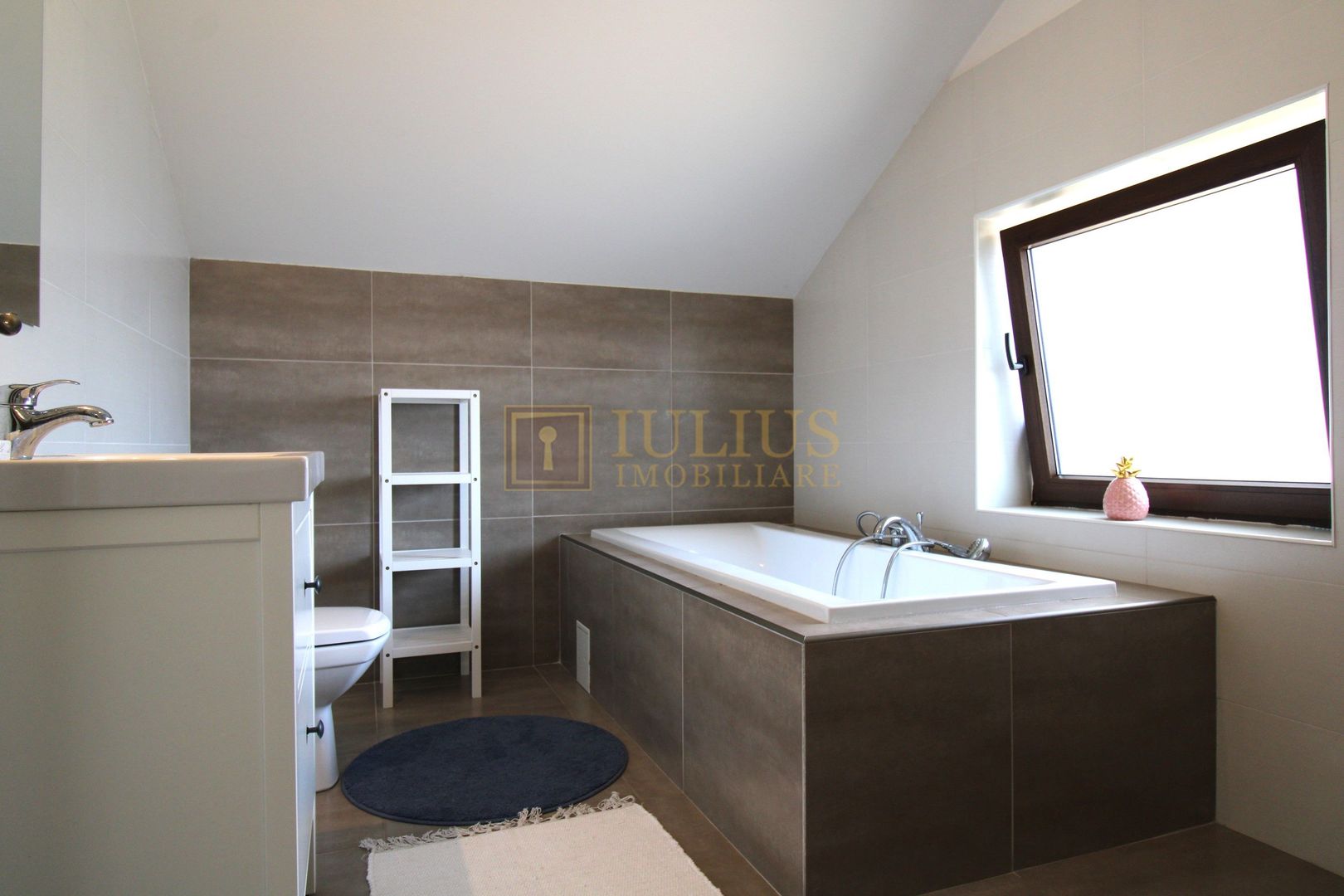 Duplex in stil scandinav, mobila de calitate, gradina si garaj. - Poză 25