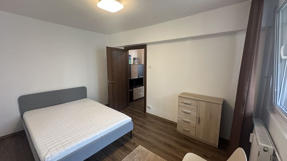 2 camere Baba Novac, parcare inclusa, balcon generos, pet friendly - Poză 2