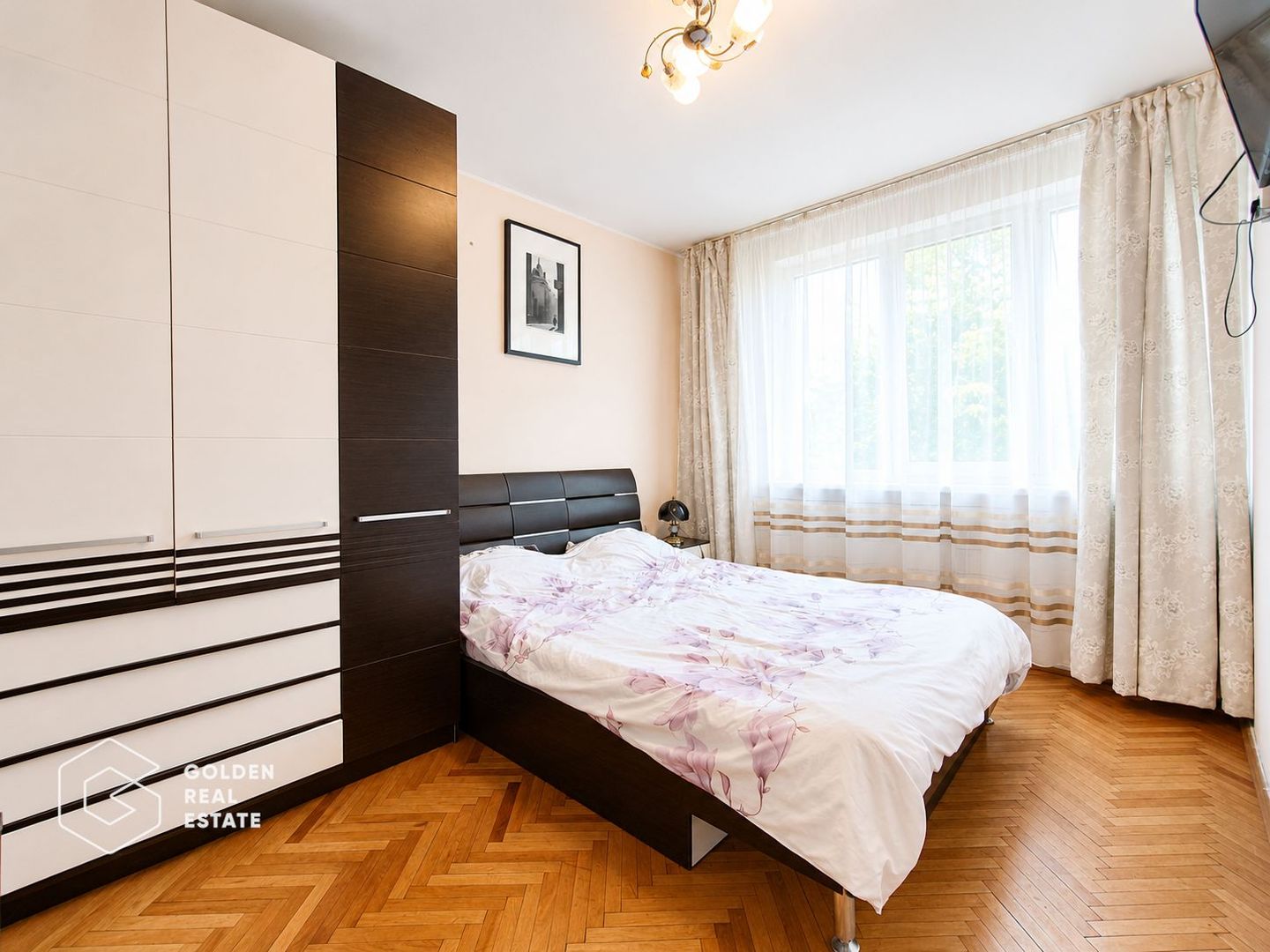 Apartament cochet cu 3 camere, vedere la Bulevard, zona Podgoria - Poză 2