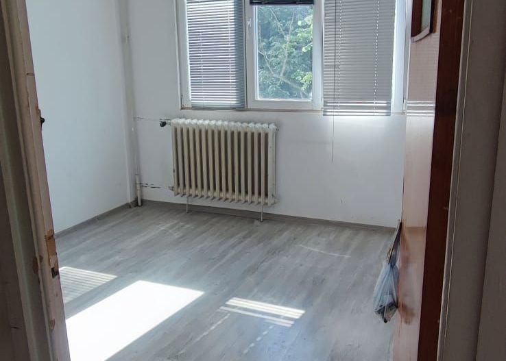 Apartament cu 3 camere ...Valea Oltului - Poză 11