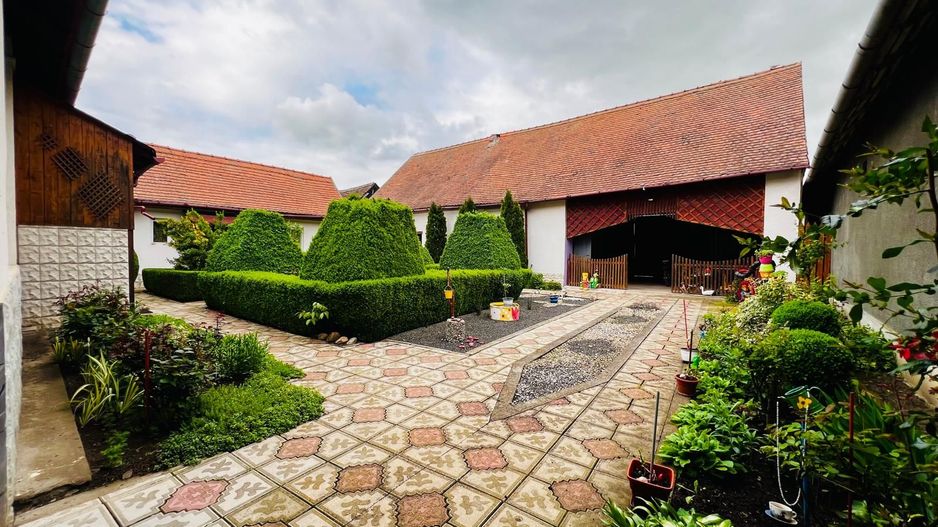 Casa Individuala 5 camere - Localitatea Liebling-  COMISION 0 % - Poză 2