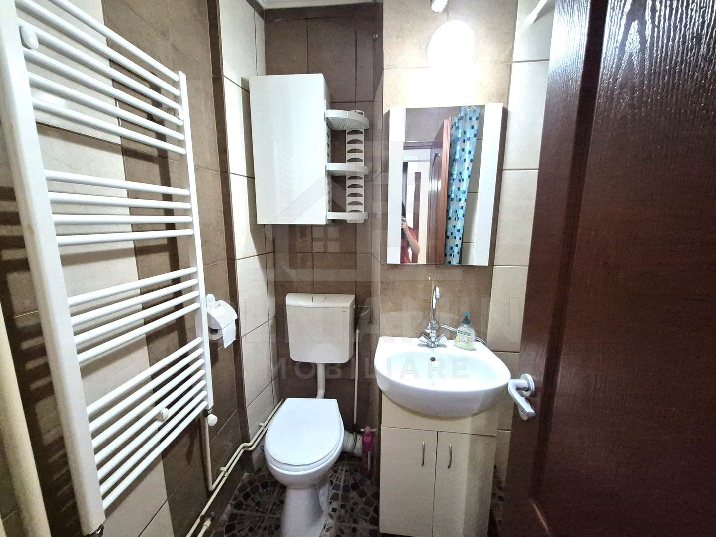 3Camere-50mp-Etaj3- Centrala Termica-50mp-Aer Conditionat-Cv9-Materna - Poză 8