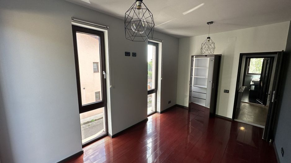 Duplex modern -   zona Lipovei - Poză 15