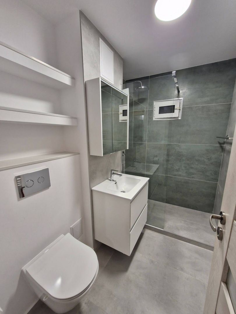 Apartament 3 camere  renovat in zona Lipovei - Poză 18