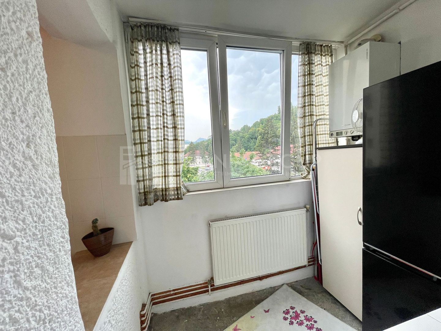 Garsoniera cocheta, mobilata si utilata - zona Grivitei - Poză 8