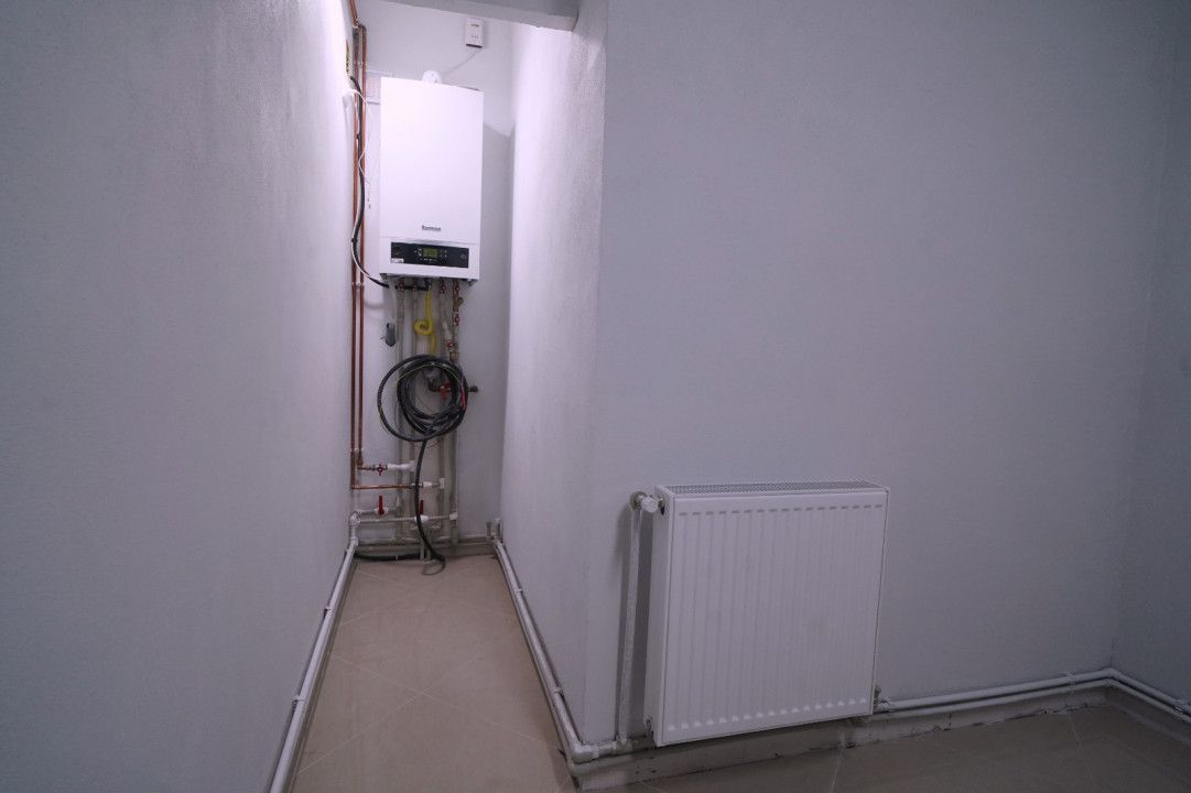 Inchiriere spatiu pentru birouri, cabinete, Negru Voda stradal - Poză 8