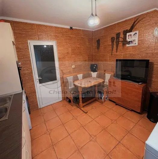 Ap decomandat 3 camere – Tătărași, 75 mp, locație excelentă 140000 EUR - Poză 4