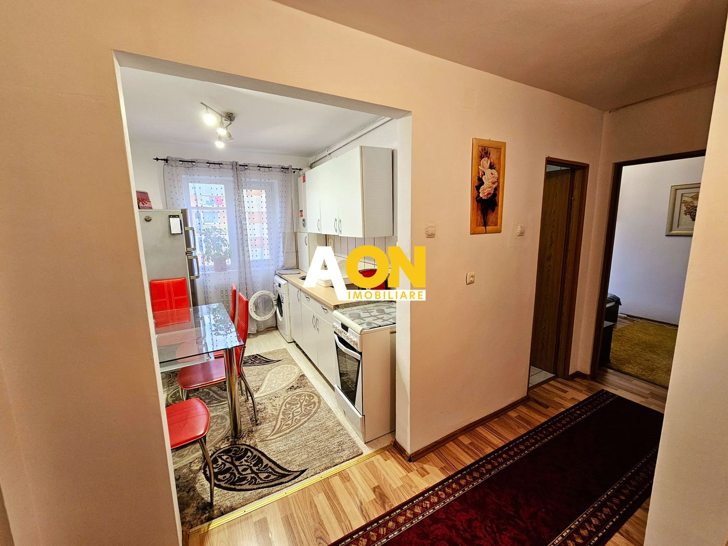 Apartament 2 camere, mobilat, utilat, etaj 3, strada Closca - Poză 3