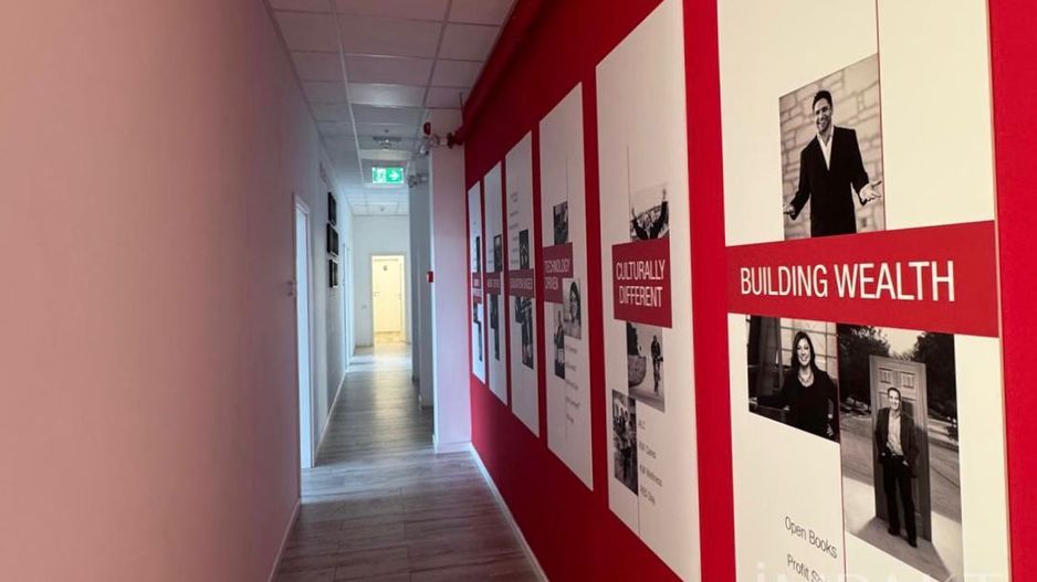 Spațiu comercial modern, zona-centrala complet amenajat pentru birouri - Poză 19