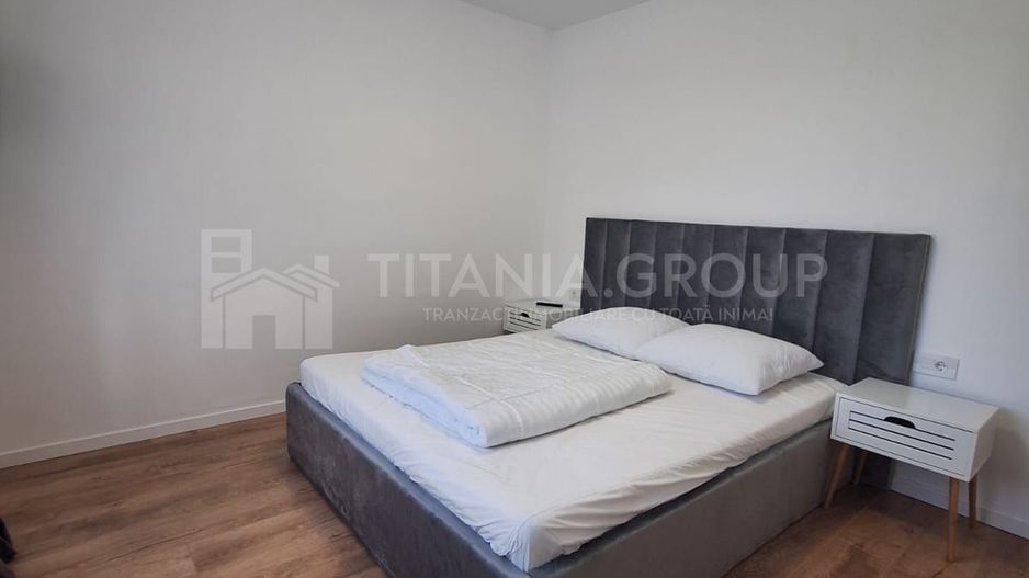Apartament 3 camere,2 bai+parcare, lux Rasnov - Poză 6