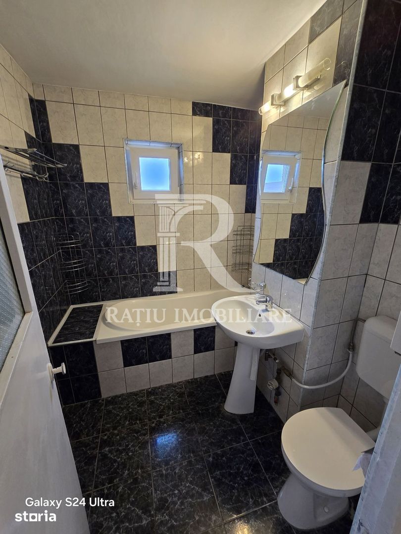 Apartament cu 4 camere | Decebal | Oradea - Poză 3