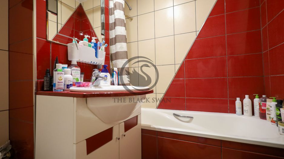 Apartament cu 3 camere de vanzare | Vest, Ploiesti | Comision 0% - Poză 12