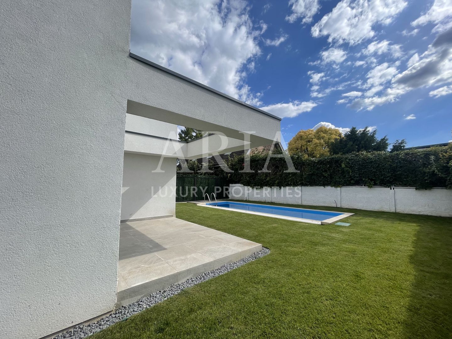 MODERN VILLA -  FIRST RENT - LUXURY GATED COMMUNITY - Poză 2