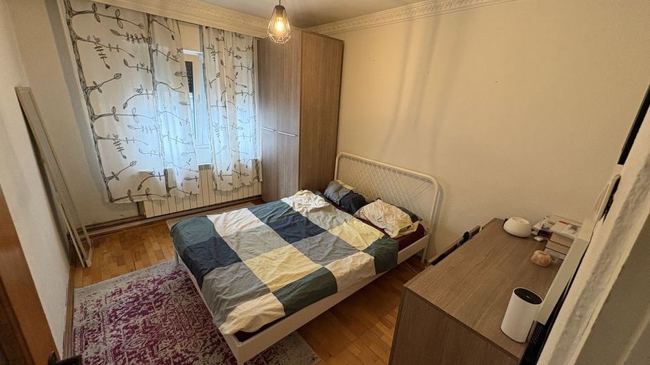 Apartament 3 camere Gorjului 3/4, decomandat, 71mp, 1982, - Poză 1