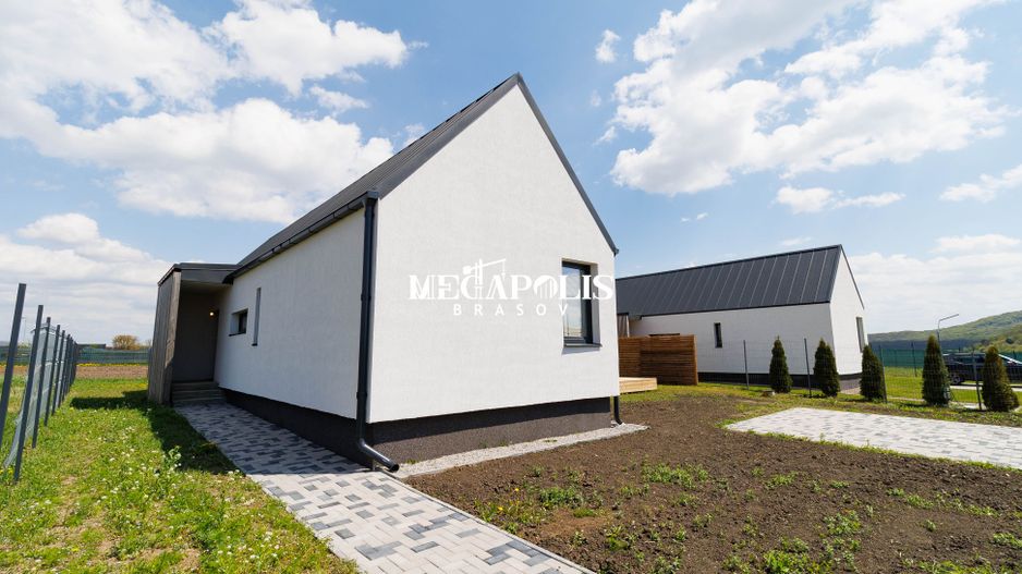 Casa Single / Structura Lemn / Finisaje Incluse - Poză 4