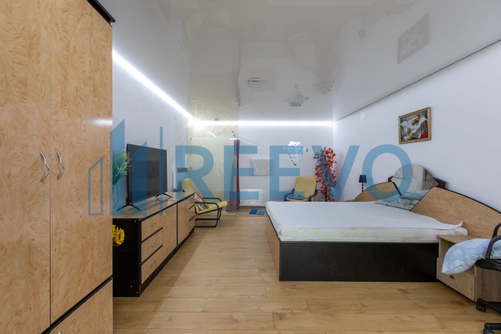 Clădire și teren de investiție, central Roman - Poză 19