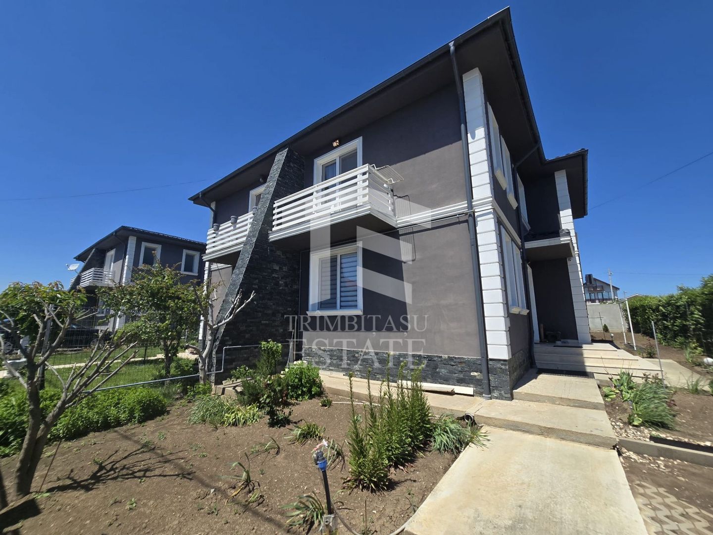 Mangalia - Vila tip duplex moderna. - Poză 5