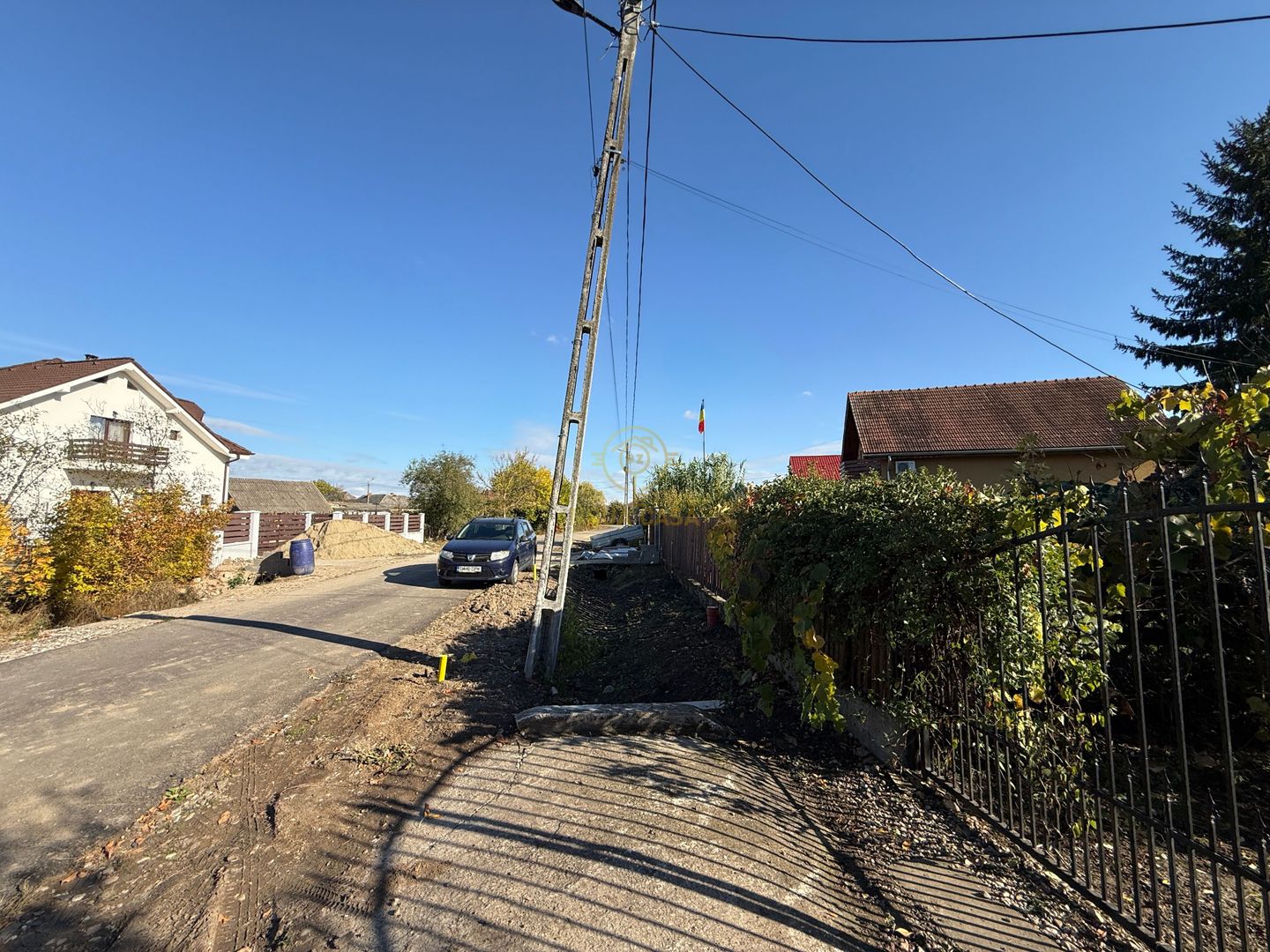 Se vinde! Casa de caramida cu Teren 4431 MP in RUSENI la 10km>SM - Poză 3