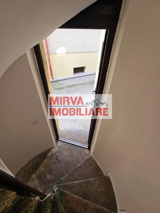 🏢 Spațiu de birouri – 5 camere, 2 băi – Central, Ploiești - Poză 22