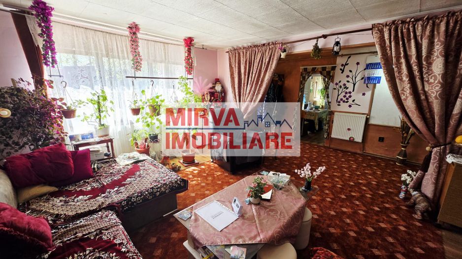 Casă 4 camere, 685 mp teren, renovată 2011 – Mănești, Zalhanaua - Poză 22