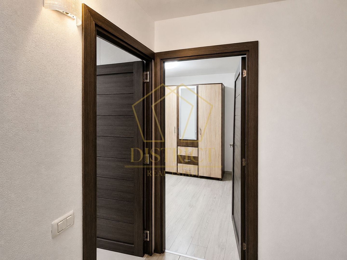 COM 0% Apartament cu 2 camere renovat | Freidorf - Eugen Cuteanu - Poză 9
