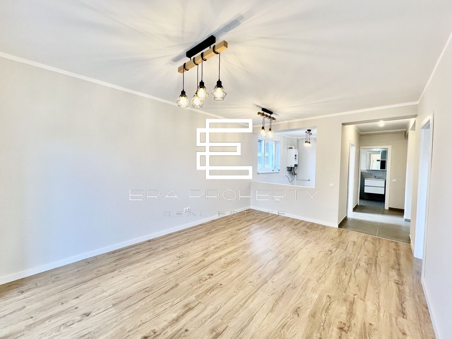 Apartament 3 camere,  76 mp, zona Industriala Vest - Poză 2