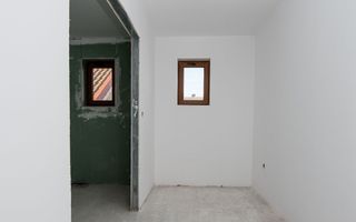 Preț redus 10000 Eur | Vila Moravia, 3 dormitoare, 3 băi, teren 450 mp, Pecica - Poză 7