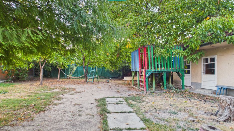 SPAȚIU SAD DEOSEBIT – 160 MP UTIL + TEREN 700 MP - Poză 27