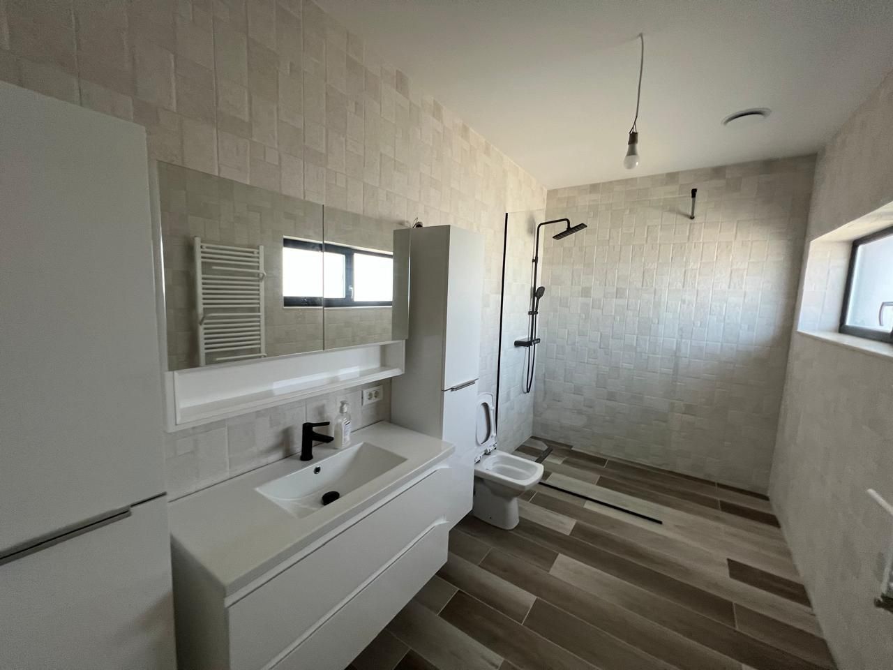 Casa  premium  SMART Independentă energetic  in Dumbravita - Poză 76