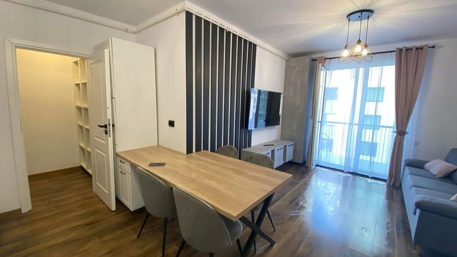 Vand apartament 2 camere - Poză 7