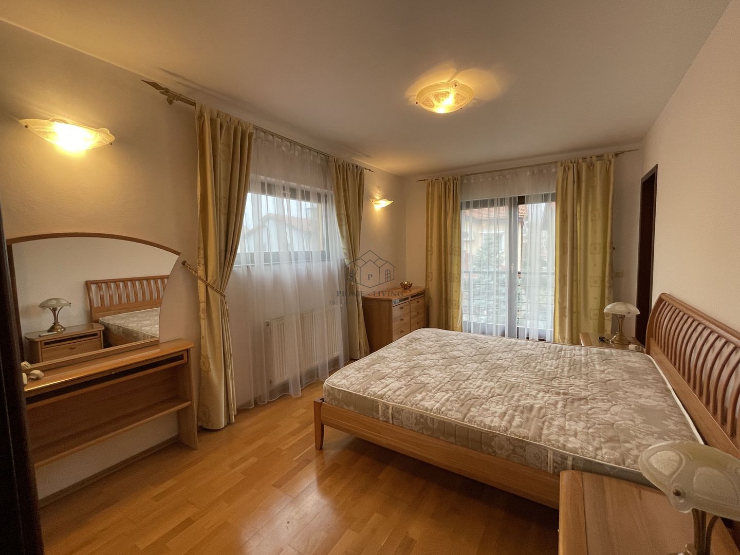 VILA CU 5 CAMERE LA INCHIRIERE LANGA BRITISH SCHOOL - Poză 3