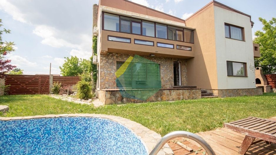 Casă elegantă cu piscină și curte generoasă – Otopeni Ferme - Poză 1