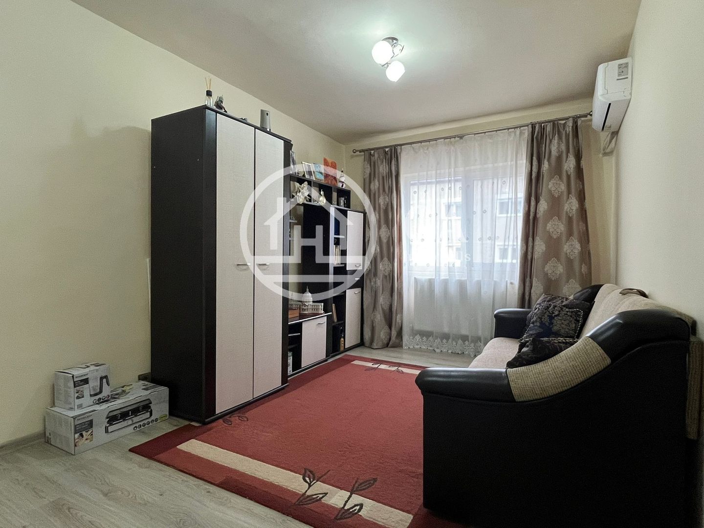 Apartament de vânzare cu 3 camere in zona centrală Beiuș, Bihor - Poză 5