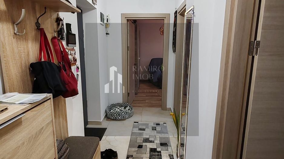 Apartament 2 camere, Sector 5, Pecineaga/Salaj, decomandat, centrala - Poză 7