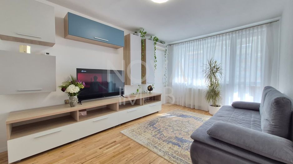 Apartament 2 camere, decomandat, Mihai Viteazu - Poză 1