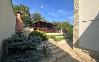 Vilă cu parter și etaj pe strada principală, Tomești, Iași - 203 mp construiți, teren 1144 mp - Poză 7
