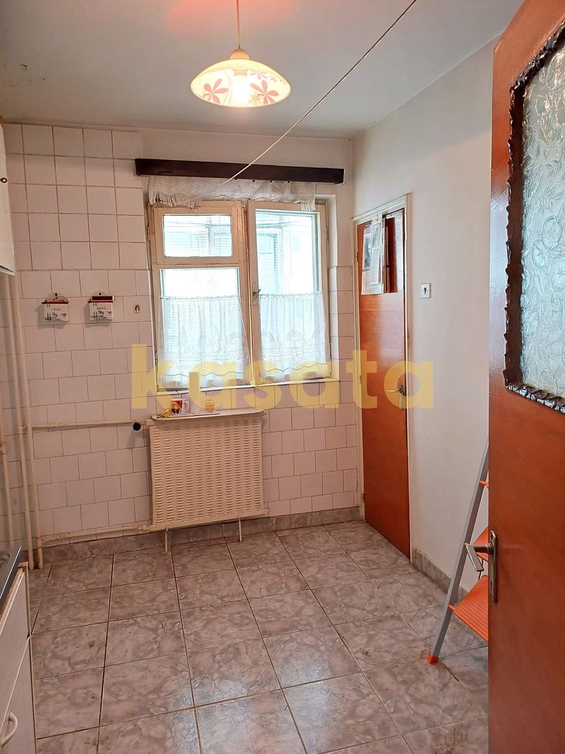 OPORTUNITATE | APARTAMENT 2 CAMERE | CRANGASI | DECOMANDAT | BLOC 1985 - Poză 4