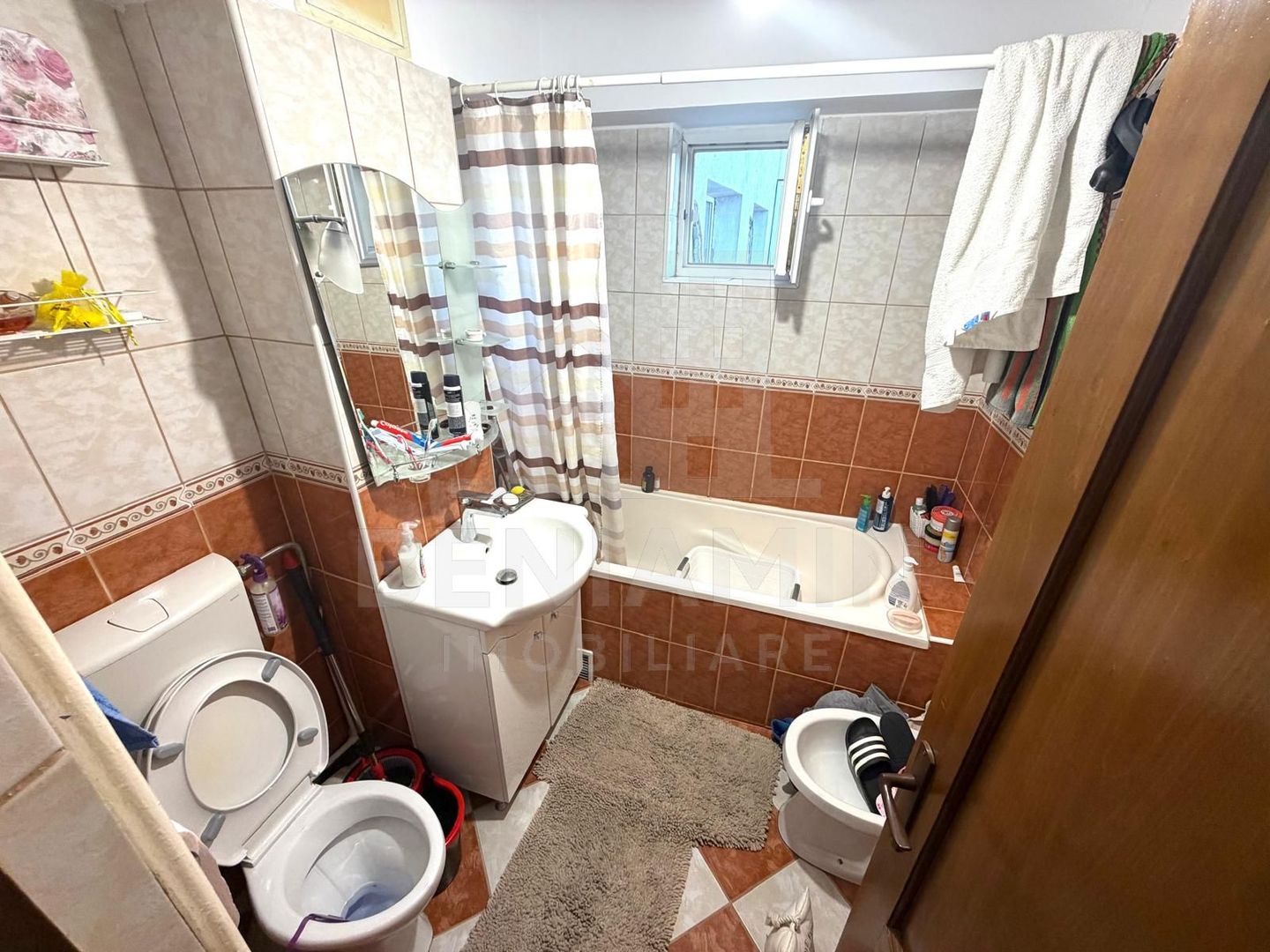 Apartament 3 camere 2 bai 71mp Brazda -centrala termica -trilateral - Poză 7